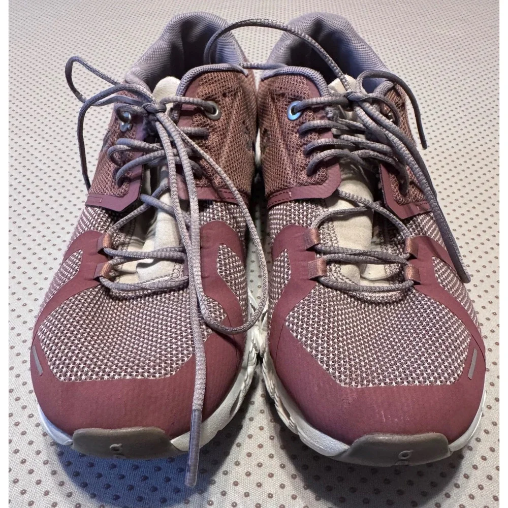 On Cloud Women's Running Shoes Rose Grey Mesh Swiss Engineering 7.5
